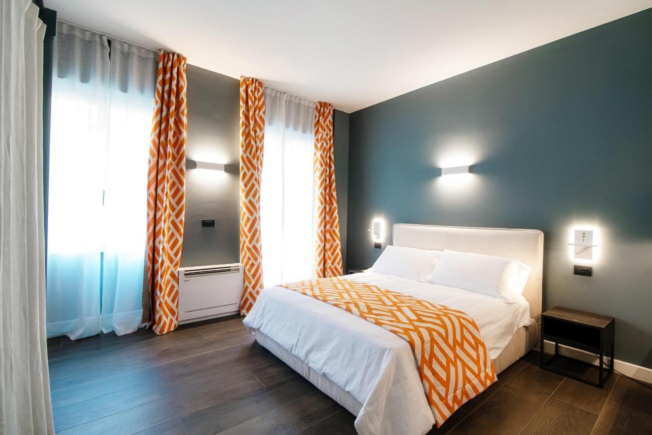 In Centro Luxury Rooms Como Exterior photo