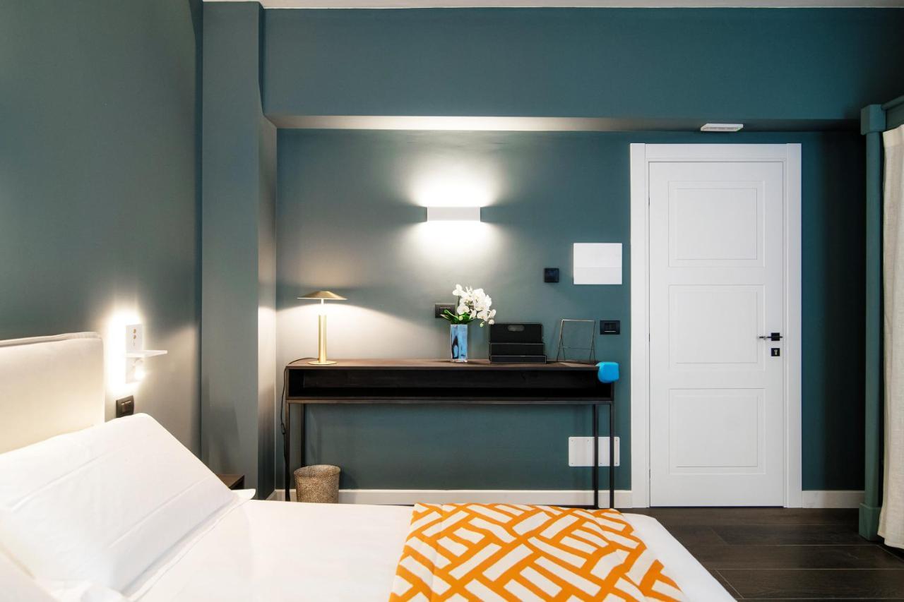 In Centro Luxury Rooms Como Exterior photo