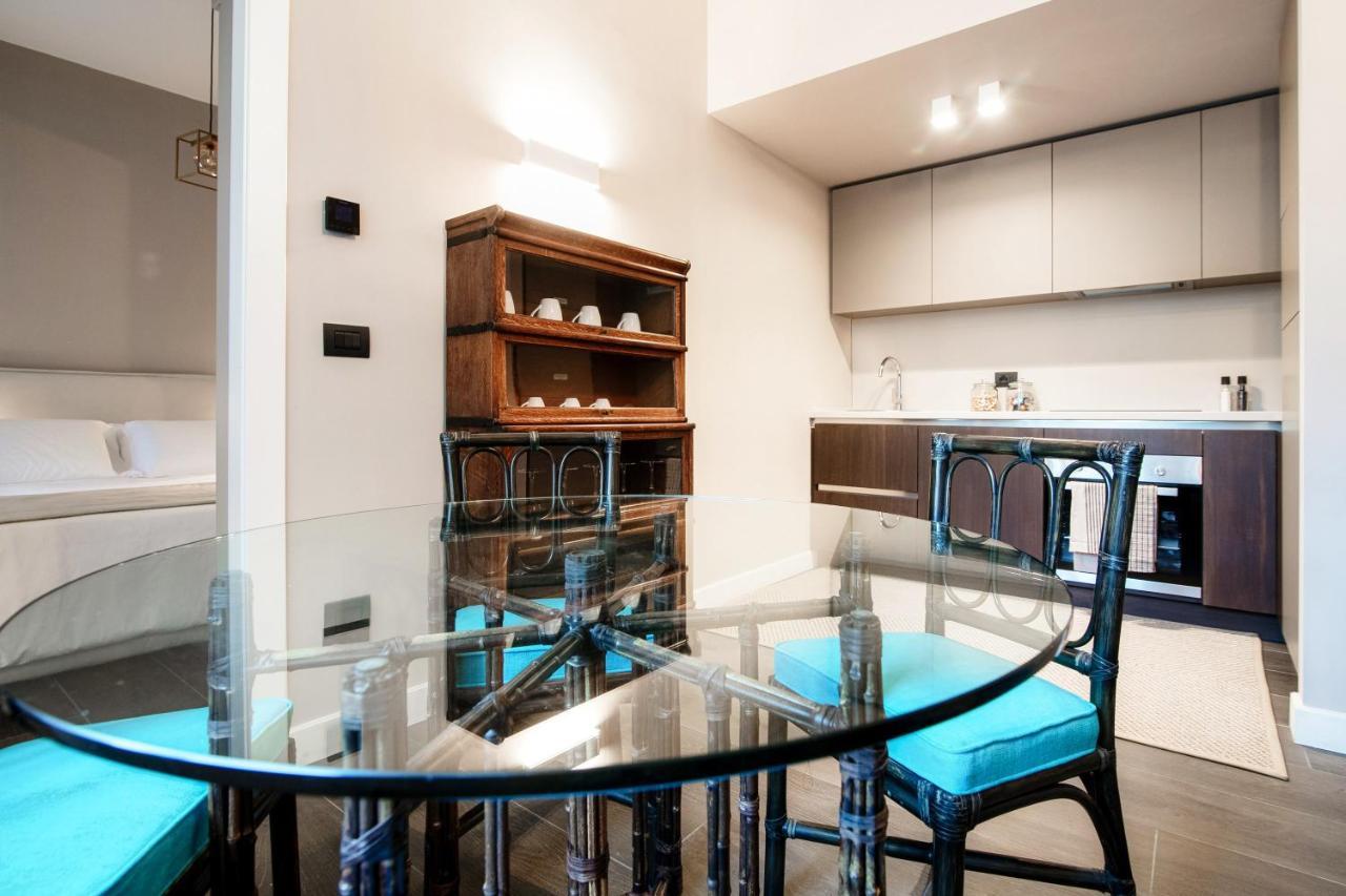In Centro Luxury Rooms Como Exterior photo