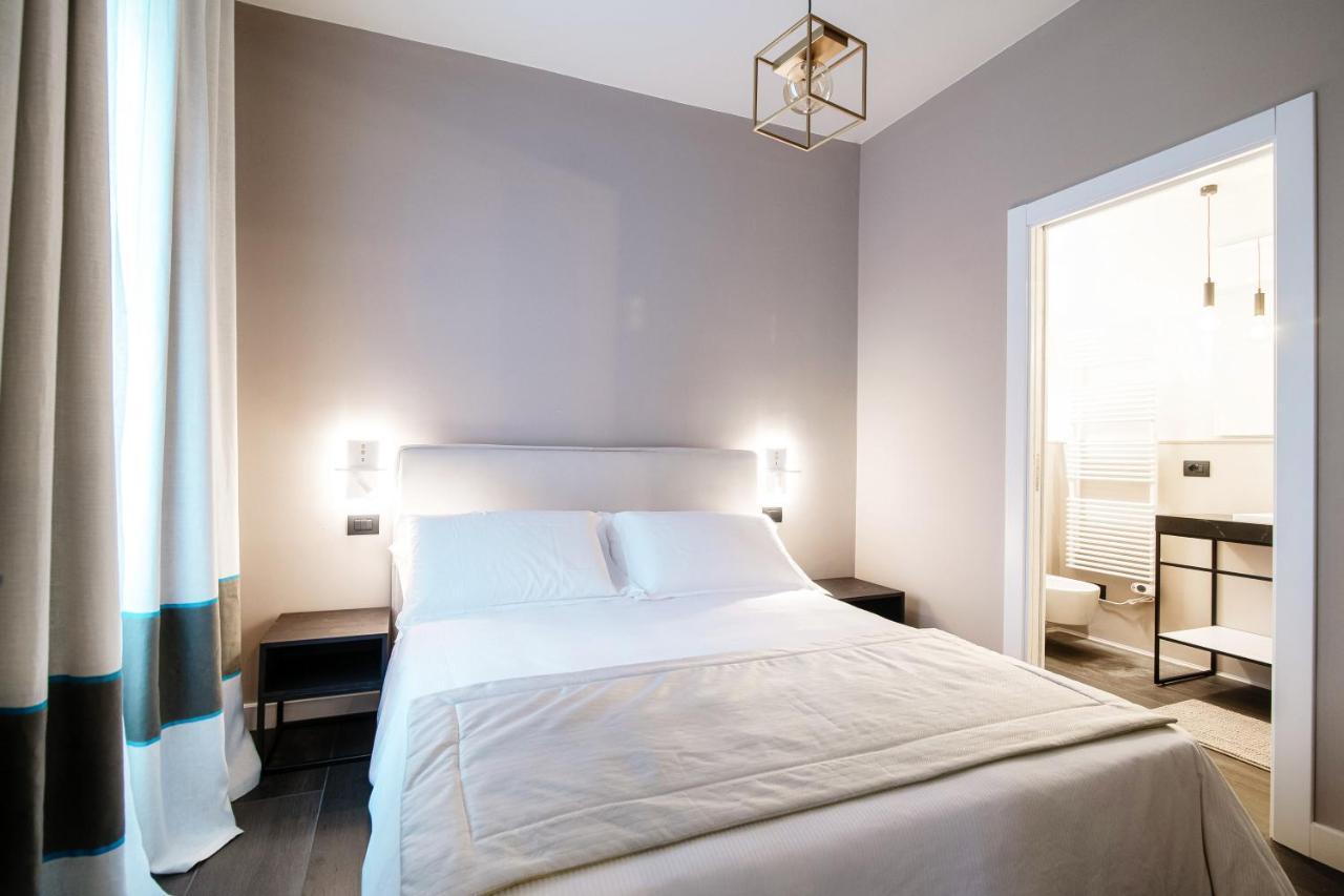 In Centro Luxury Rooms Como Exterior photo