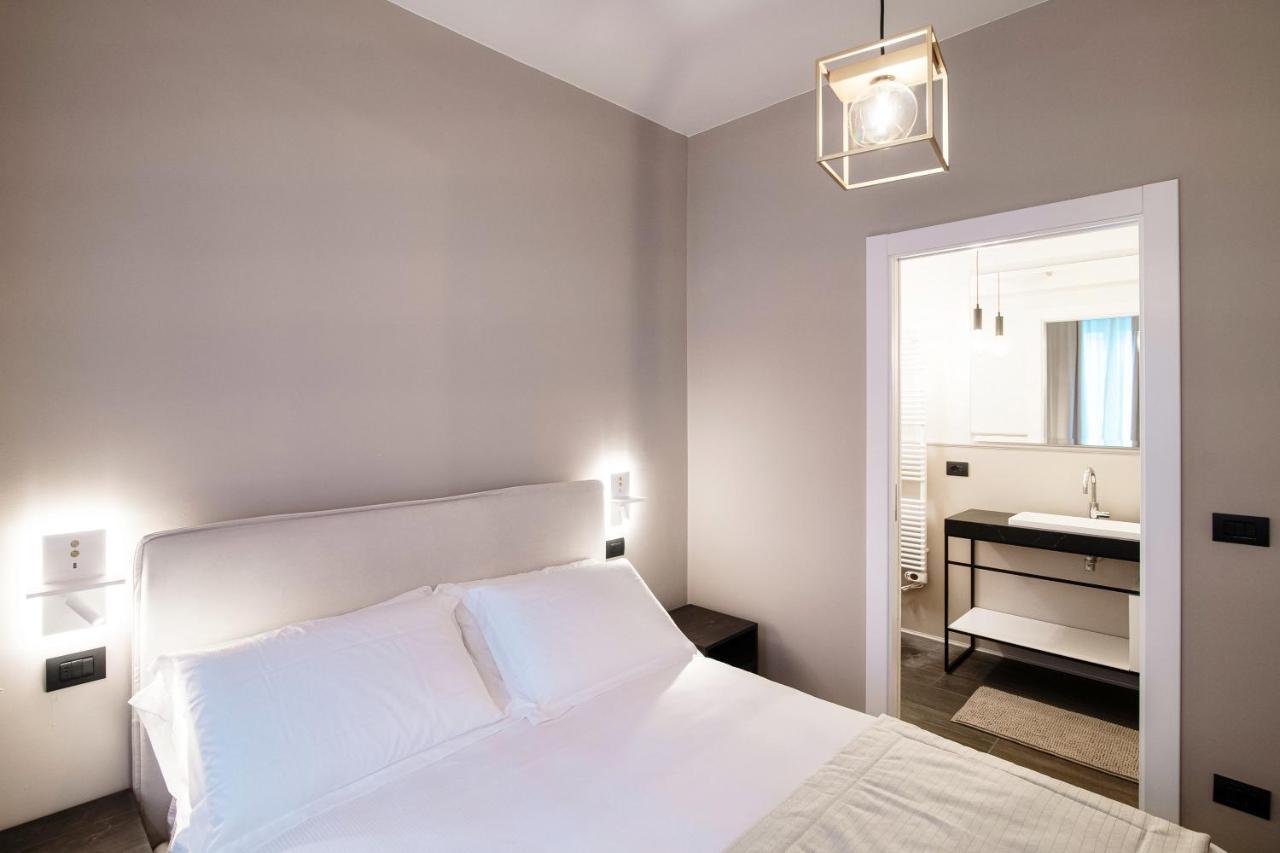 In Centro Luxury Rooms Como Exterior photo