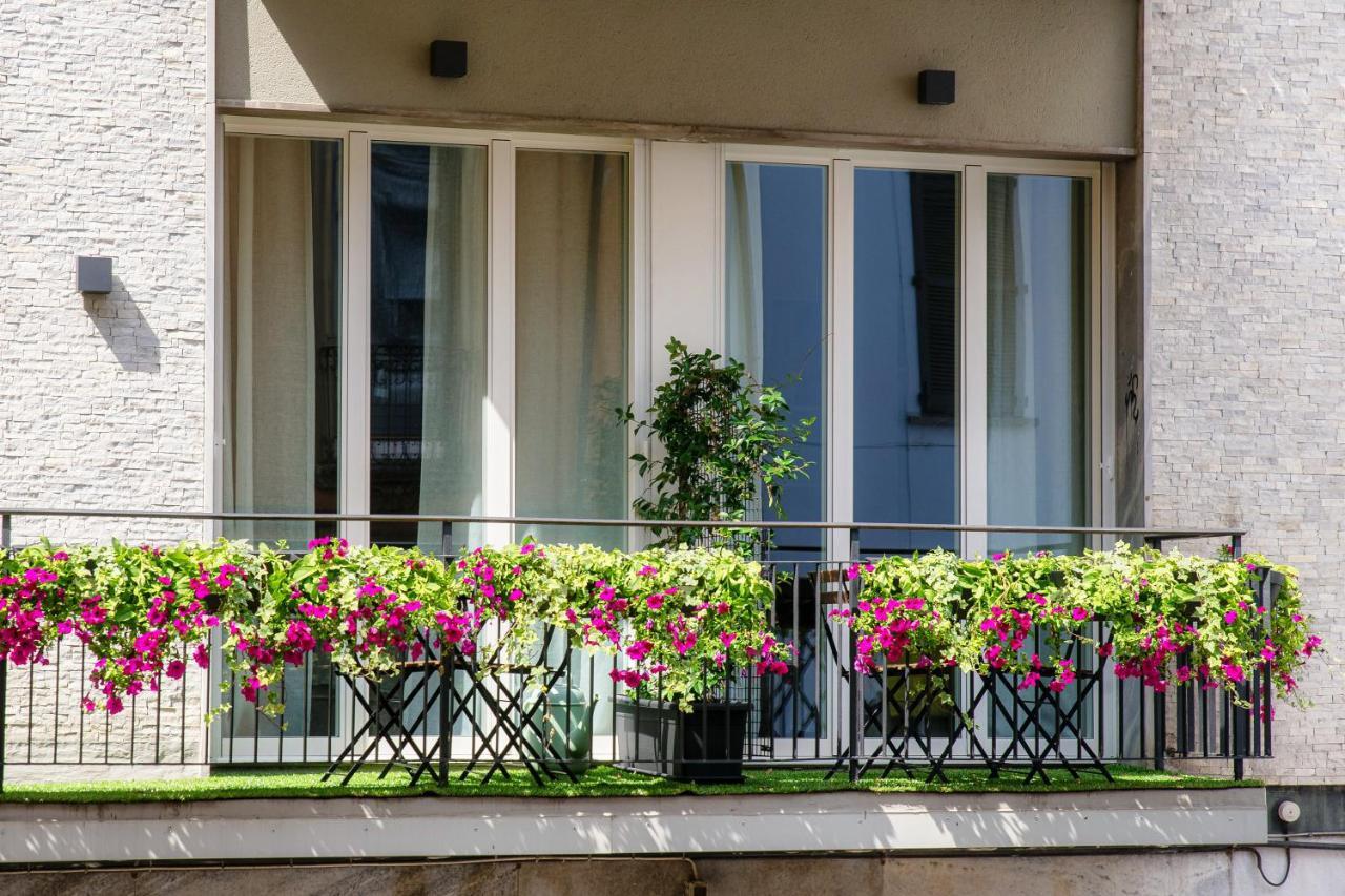 In Centro Luxury Rooms Como Exterior photo